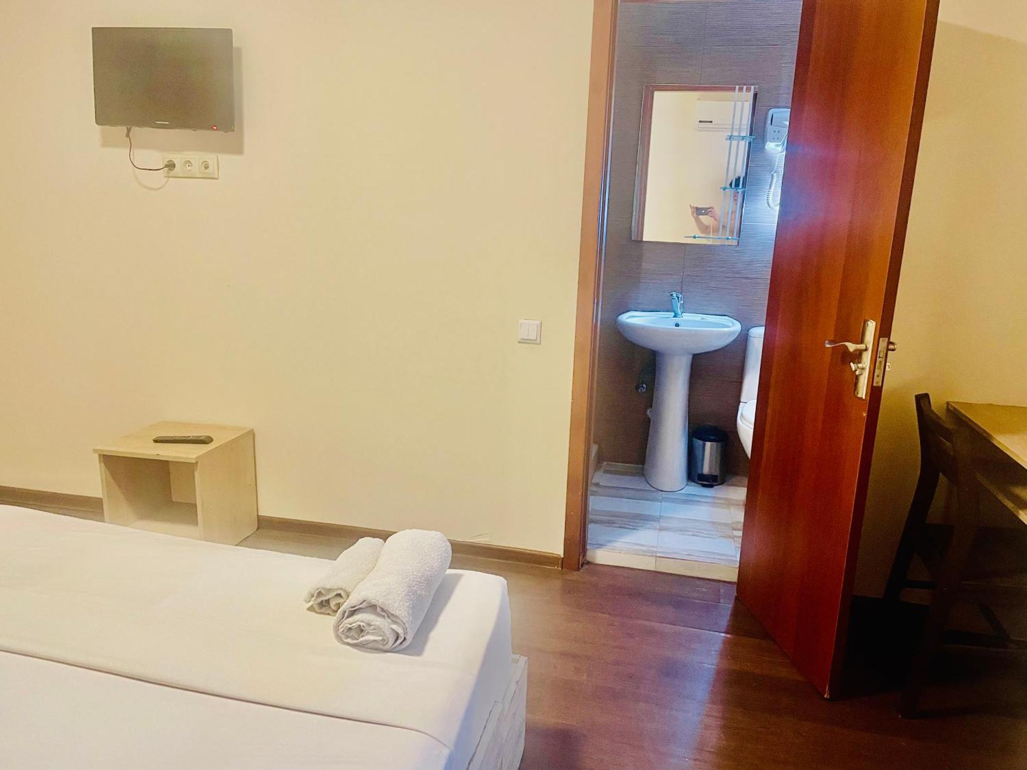 Bon Voyage Hostel Tbiliszi Kültér fotó