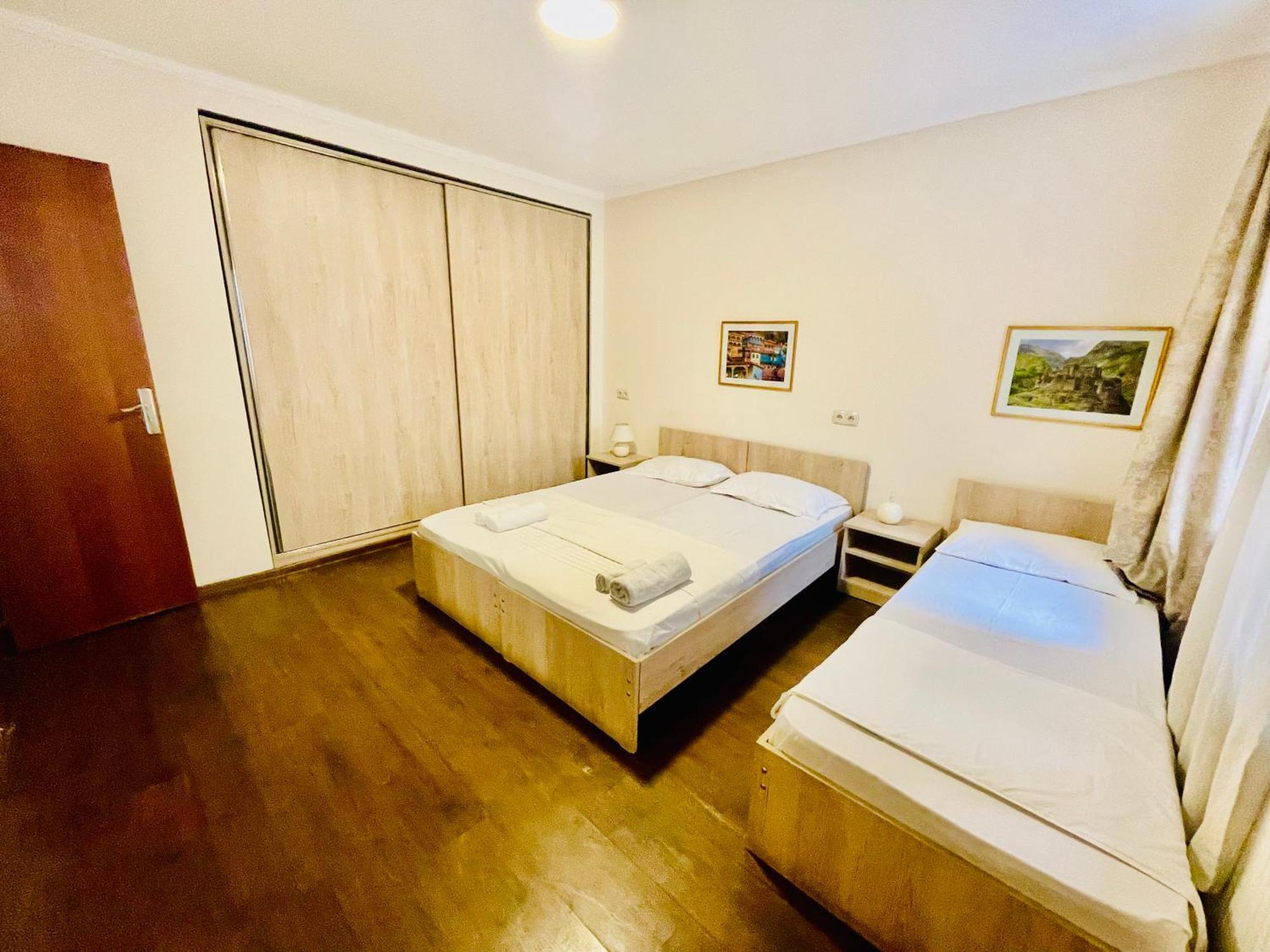 Bon Voyage Hostel Tbiliszi Kültér fotó